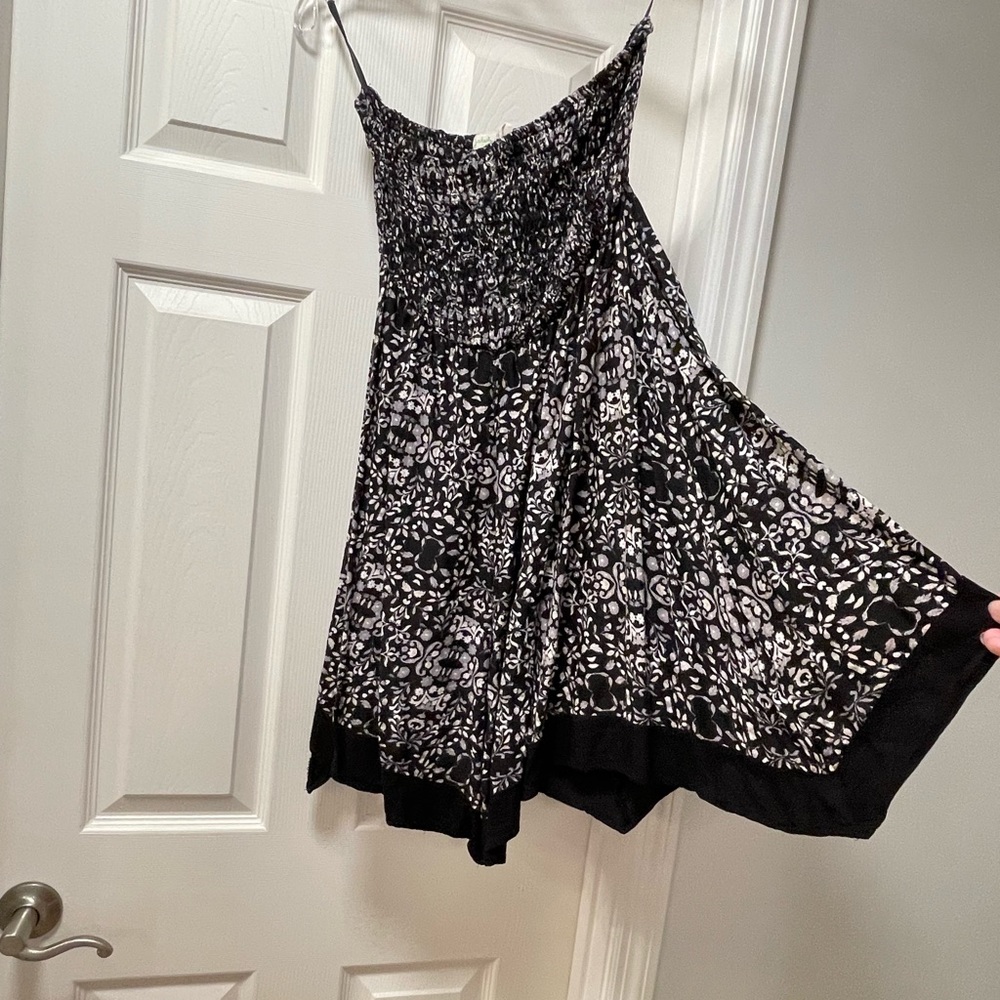 Asymmetrical bottom Strapless Dress
